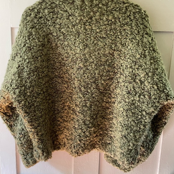 VTG Hand knit Italian oversized sweater medium - Picture 2 of 10